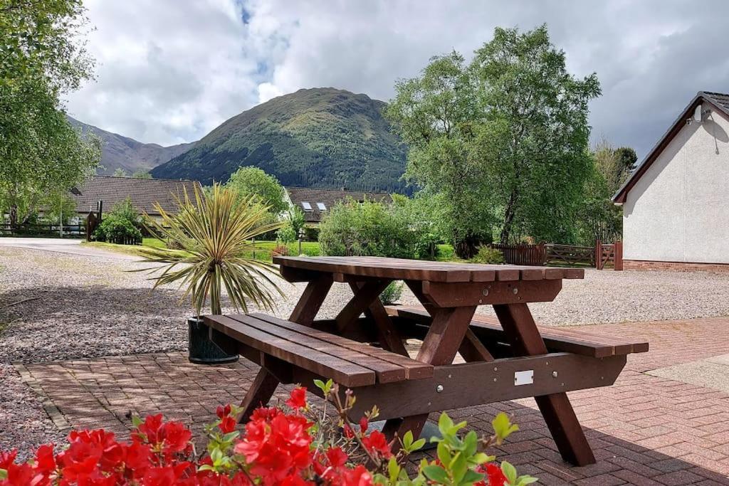 Roe Deer Cottage near Glencoe Fort William Buitenkant foto